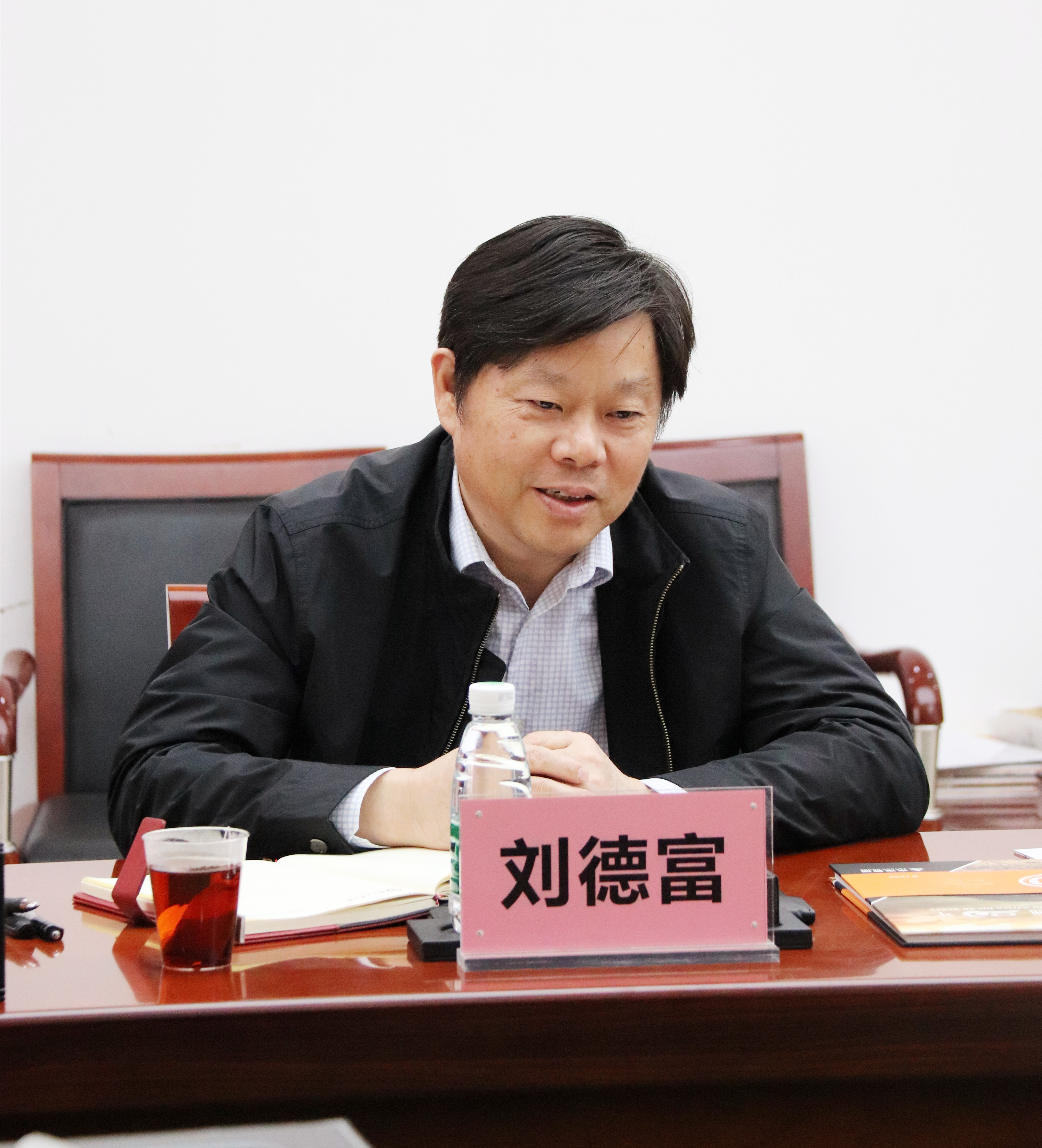 校长刘德富赴未来集团考察交流