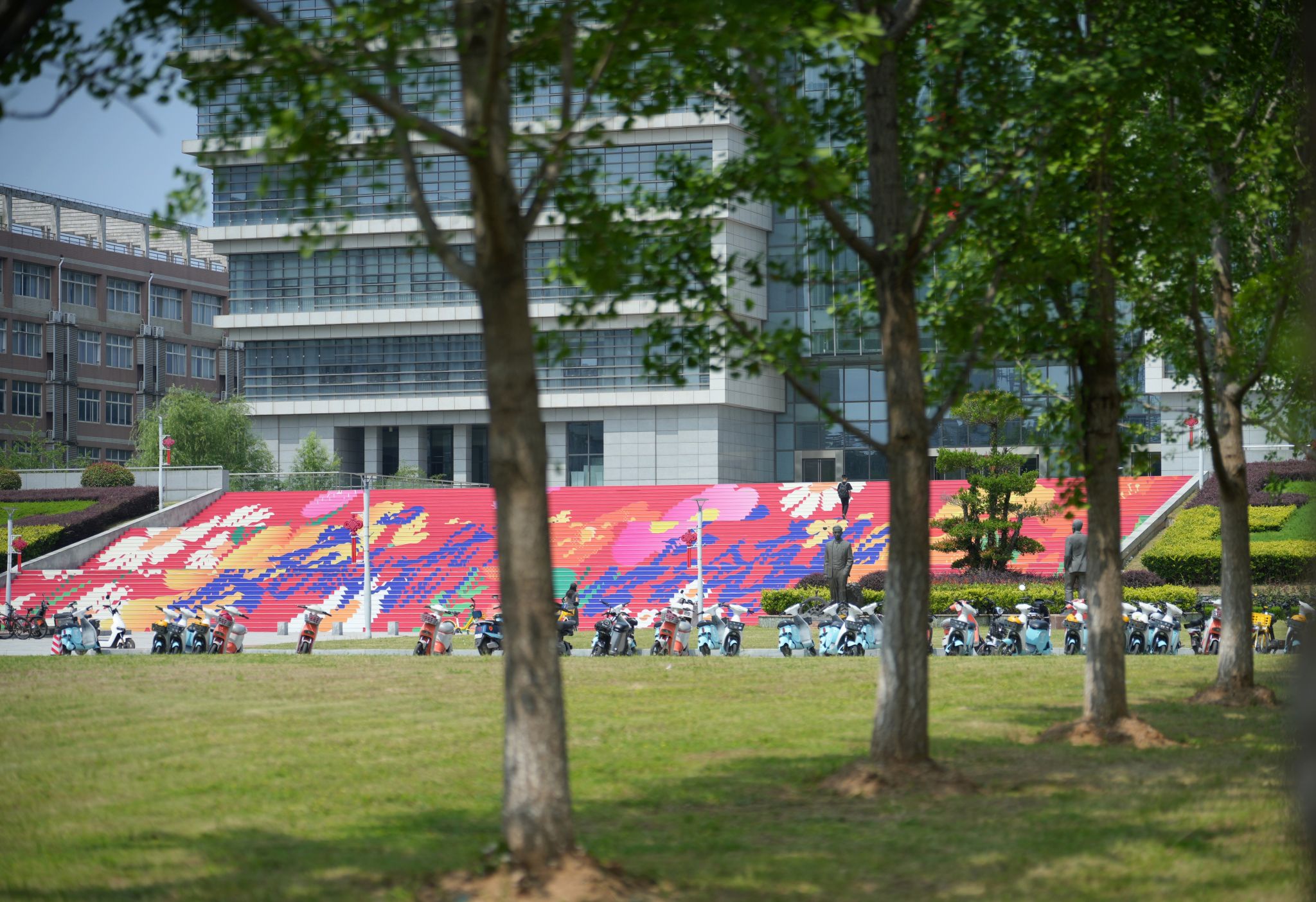 视觉-湖北工业大学新闻网